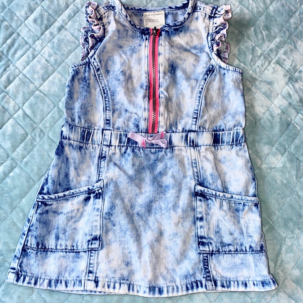 Welcome to Ariana’s closet